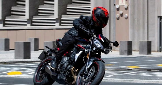 รูปภาพ ไทรอัมพ์ Triumph Street Triple 765 ปี 2020