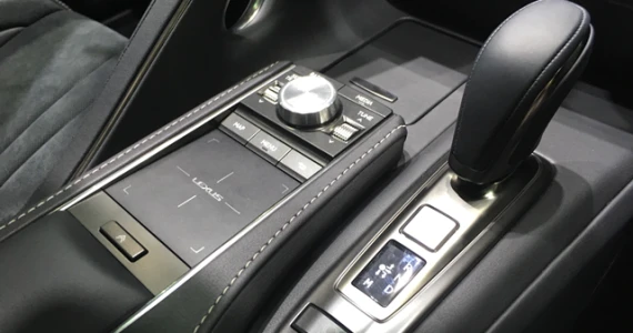 รูปภาพ เลกซัส Lexus LC 500 ปี 2017