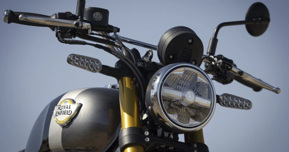 รูปภาพ โรยัล เอ็นฟีลด์ Royal Enfield Bear 650 (Standard) ปี 2025