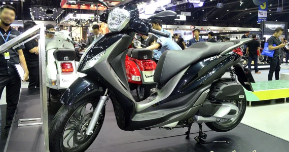 รูปภาพ พิอาจิโอ Piaggio Medley S 150 ABS ปี 2016