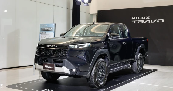 รูปภาพ โตโยต้า Toyota Hilux Travo Smart Cab Prerunner 2.8 Premium AT ปี 2025