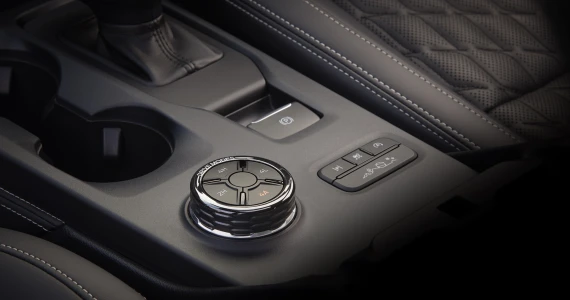 รูปภาพ ฟอร์ด Ford Everest Platinum V6 4x4 10AT ปี 2024