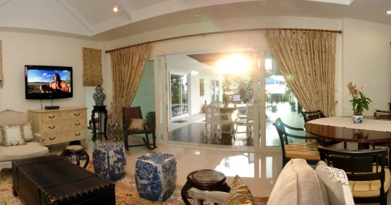 รูปภาพ ซีบรีส วิลล่า พัทยา (Sea Breeze Villa Pattaya)