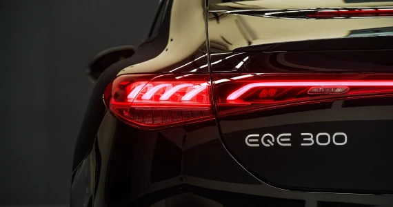 รูปภาพ เมอร์เซเดส-เบนซ์ Mercedes-benz EQ EQE 300 ปี 2024