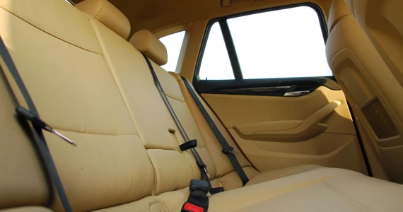 รูปภาพ บีเอ็มดับเบิลยู BMW X1 sDrive18i ปี 2009