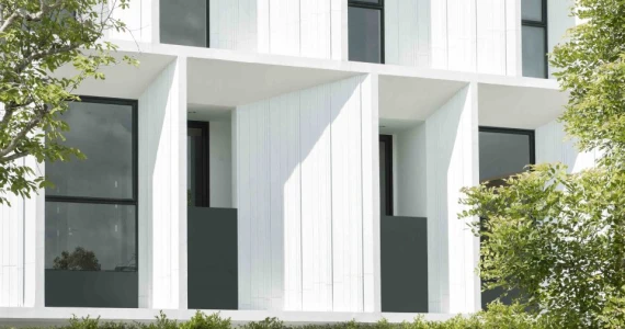 รูปภาพ พลูม วัชรพล-เอกมัย (Plume Watcharaphon-Ekkamai)