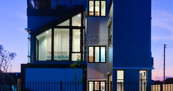 รูปภาพ เออเบิร์นธารา เอสพาสิโอ ประชาอุทิศ 76 (UrbanTara espac-i-o Pracha-uthit 76)