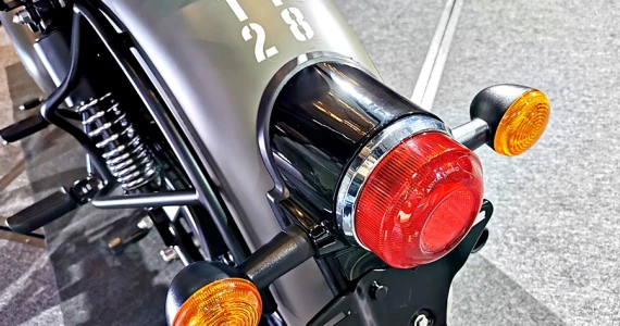 รูปภาพ โรยัล เอ็นฟีลด์ Royal Enfield Classic 350 Signals ปี 2022