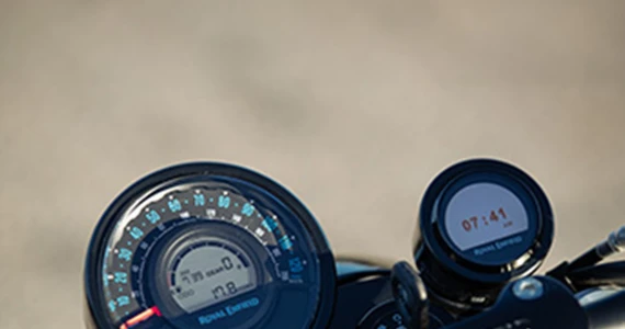 รูปภาพ โรยัล เอ็นฟีลด์ Royal Enfield Shotgun 650 Sheet Metal Grey ปี 2024