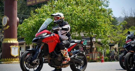 รูปภาพ ดูคาติ Ducati Multistrada V2S ปี 2023