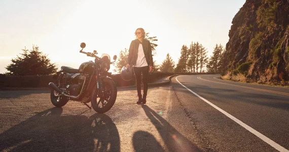 รูปภาพ ไทรอัมพ์ Triumph Speed twin 900 ปี 2024