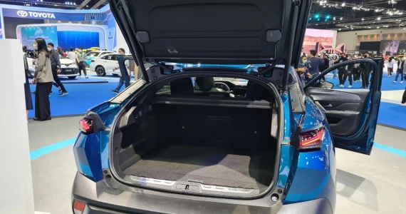 รูปภาพ เปอโยต์ Peugeot 408 PHEV ปี 2023