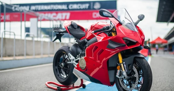 รูปภาพ ดูคาติ Ducati Panigale V4S ปี 2020