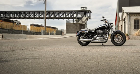 รูปภาพ ฮาร์ลีย์-เดวิดสัน Harley-Davidson Cruiser Sportster 1200 Custom ปี 2019