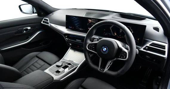 รูปภาพ บีเอ็มดับเบิลยู BMW Series 3 330e M Sport ปี 2025