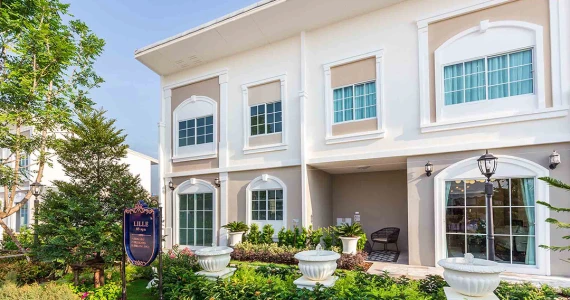 รูปภาพ ไลโอ เพชรเกษม-อ้อมน้อย (Lio Petchkasem - Omnoi)