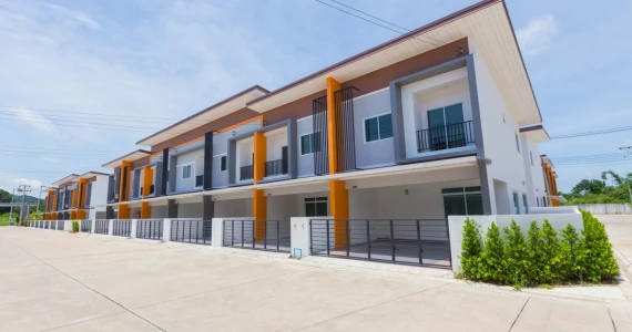 รูปภาพ มณีรินทร์ โมเดิร์นโฮม บางพระ (Maneerin Modernhome Bangphra)