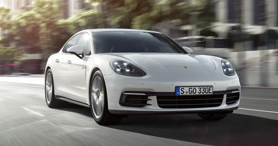รูปภาพ ปอร์เช่ Porsche Panamera 4 E-Hybrid ปี 2016