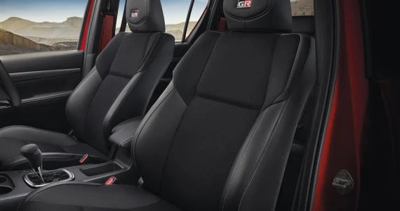 รูปภาพ โตโยต้า Toyota Revo Double Cab 4x4 2.8 GR Sport AT ปี 2024