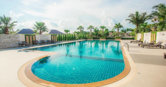 รูปภาพ เดอะ ปาล์ม พลาบีช (The Palm Phala Beach)