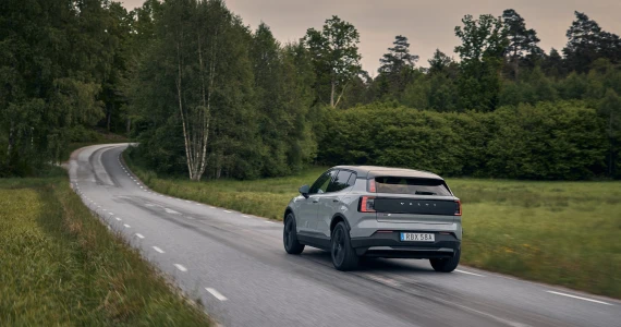 รูปภาพ วอลโว่ Volvo EX30 Ultra Twin Performance Cross Country ปี 2025