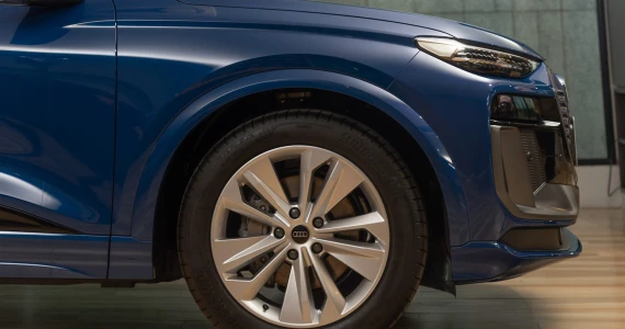 รูปภาพ อาวดี้ Audi Q6 e-tron Performance ปี 2024