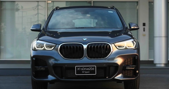 รูปภาพ บีเอ็มดับเบิลยู BMW X1 sDrive18i (Iconic) MY2020 ปี 2020