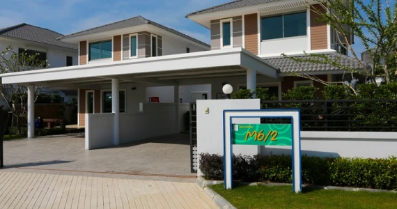 รูปภาพ ไลฟ @ บางละมุง (Life @ Banglamoong)