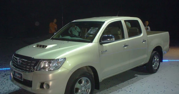 รูปภาพ โตโยต้า Toyota Hilux Vigo Champ Double Cab 4x4 3.0G Auto ปี 2011
