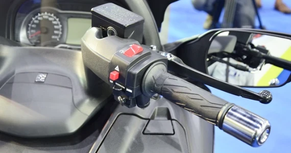 รูปภาพ ซูซูกิ Suzuki Burgman 650 ABS ปี 2017