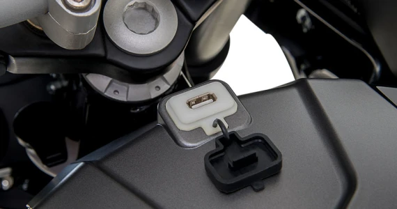 รูปภาพ เบเนลลี Benelli TRK 251 ABS ปี 2018