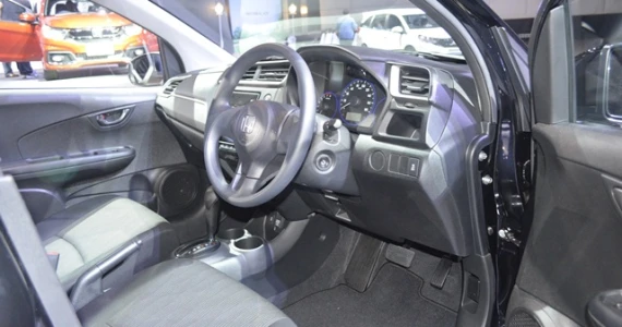 รูปภาพ ฮอนด้า Honda-Mobilio S AT 5 Seat-ปี 2017