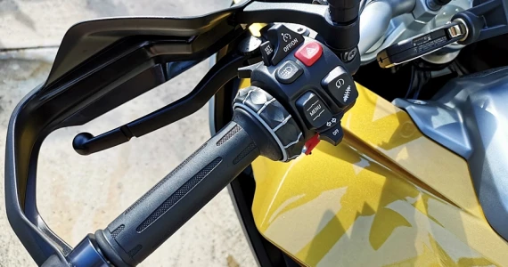 รูปภาพ บีเอ็มดับเบิลยู BMW F 900 XR Exclusive ปี 2020