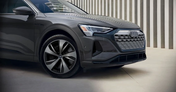 รูปภาพ อาวดี้ Audi-Q8 e-tron 50 quattro-ปี 2023