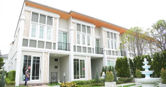 รูปภาพ โกลเด้น ทาวน์ เพชรเกษม 81 (Golden Town Phetkasem 81)