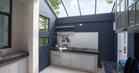 รูปภาพ ลัดดารมย์ ติวานนท์ (Laddarom Tiwanon)