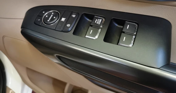 รูปภาพ เกีย KIA Grand Carnival LX MY19 ปี 2019