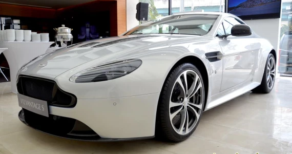 รูปภาพ แอสตัน มาร์ติน Aston Martin-Vantage S-ปี 2014