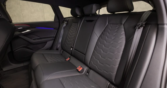 รูปภาพ อาวดี้ Audi S6 Avant e-tron quattro ปี 2025