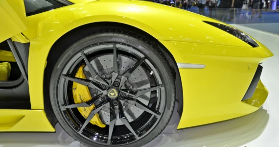 รูปภาพ ลัมโบร์กินี Lamborghini-Aventador LP700-4-ปี 2011