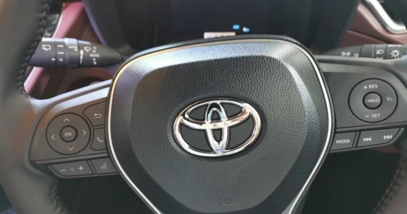 รูปภาพ โตโยต้า Toyota Corolla Cross Hybrid Premium ปี 2020