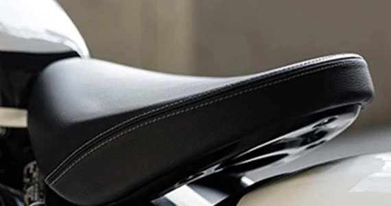 รูปภาพ โรยัล เอ็นฟีลด์ Royal Enfield Shotgun 650 Sheet Metal Grey ปี 2024