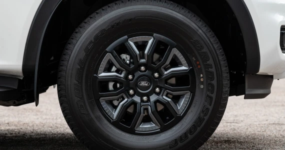 รูปภาพ ฟอร์ด Ford Ranger Double Cab XLS Extra Pack 2.0L Turbo HR 6AT ปี 2025