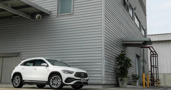 รูปภาพ เมอร์เซเดส-เบนซ์ Mercedes-benz AMG GLA 35 4MATIC ปี 2021