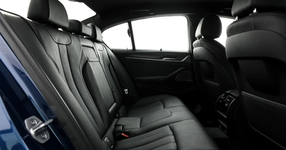 รูปภาพ บีเอ็มดับเบิลยู BMW Series 5 520d M Sport ปี 2021