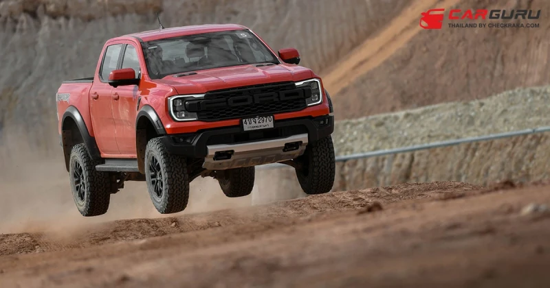 ลอง Ford Ranger Raptor 2.0 และ 3.0 ลิตรหล่อหรูแล้วใครใครก็ลุยได้