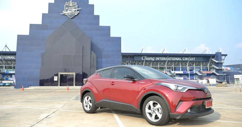 รีวิว Toyota C-HR ทดลองขับยาวๆ ครั้งแรก กรุงเทพฯ-บุรีรัมย์ (Test Drive Review)