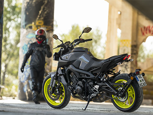 Yamaha MT-09 ปี 2017 สมบูรณ์แบบยิ่งขึ้น พร้อมโชว์และจองในมอเตอร์โชว์ 2017