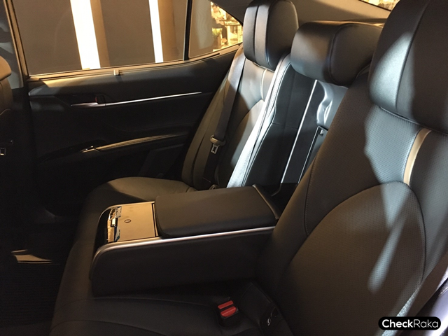 รูปภาพ โตโยต้า Toyota Camry Hybrid 2.5 HV Premium MY2019 ปี 2019