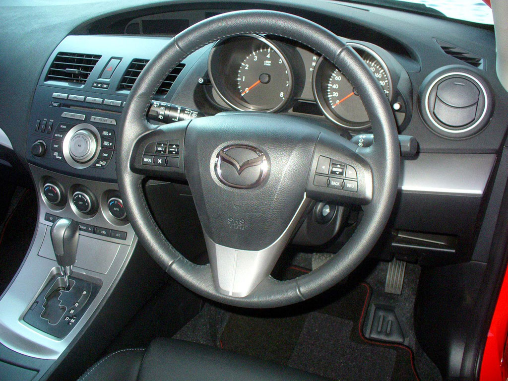 รูปภาพ มาสด้า Mazda 3 1.6L Groove ปี 2012